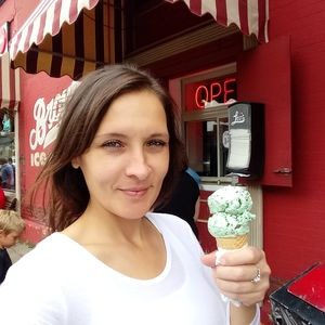 Meet your Posher, Natalie